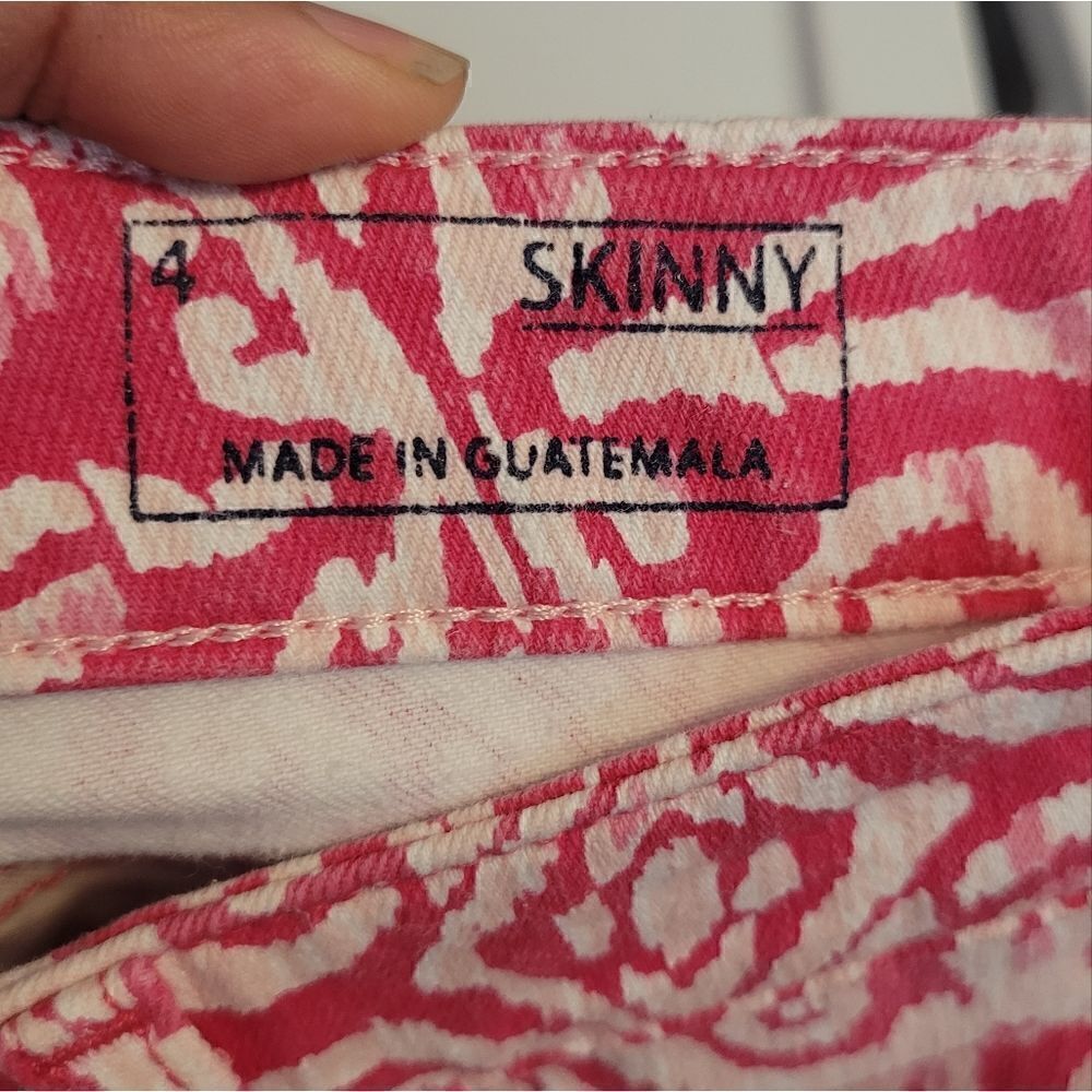 Vineyard Vines Pink & White Damask Scroll Print Stretch Skinny Jeans - Picture 8 of 12